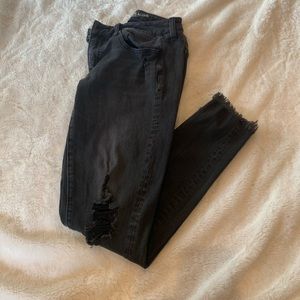 American eagle black jeans.